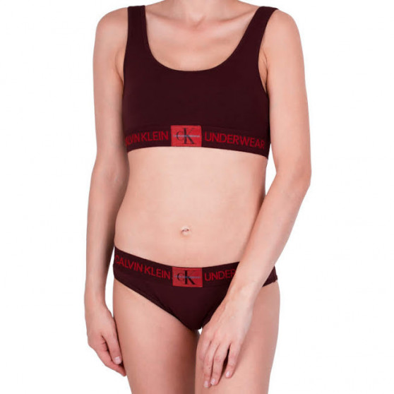 Perizoma da donna Calvin Klein rosso (QF4920E-XP2)